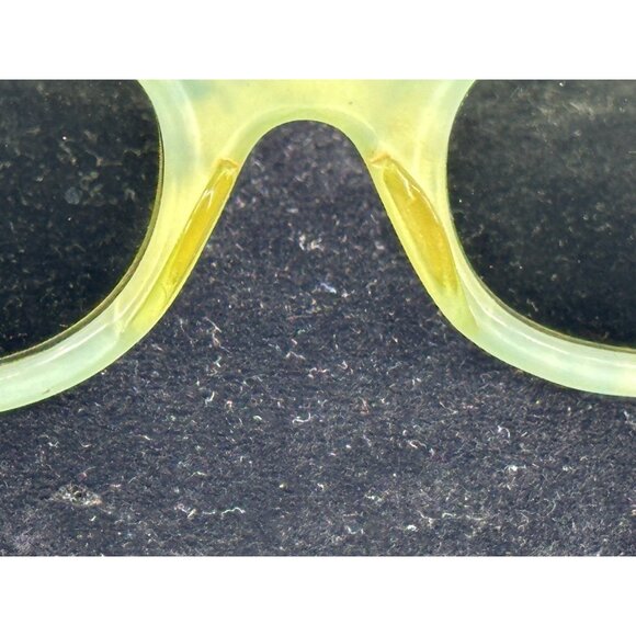 1950’s Green Translucent Cat Eye Sunglasses (C8-03) main image 4